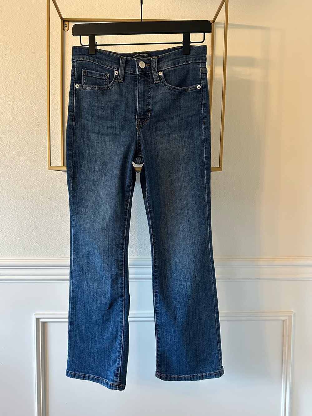 Banana Republic Dark Blue cropped Jeans